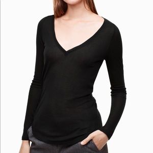 The Group by Babaton Serova Vneck Shirt in Small
